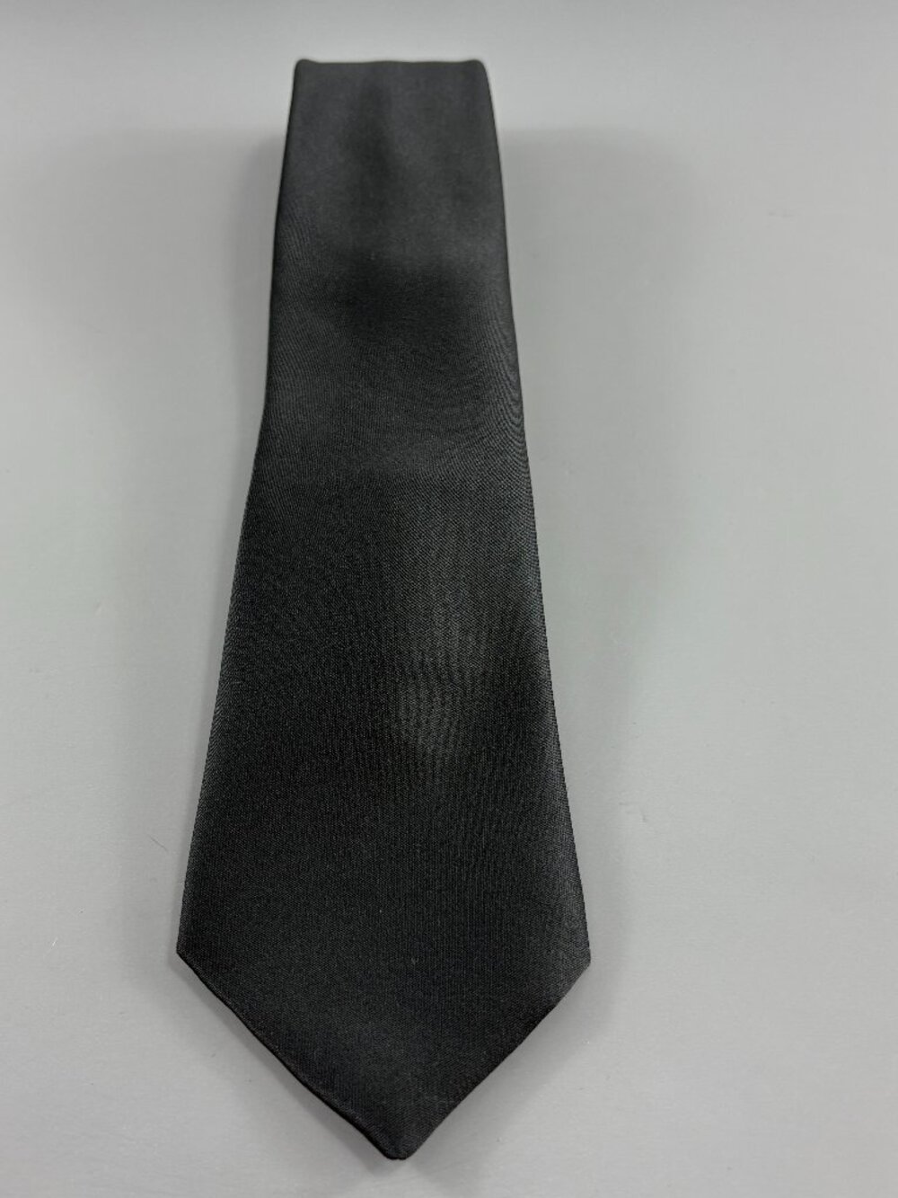 Vintage Austin Manor Black Solid Men's Tie 3" x 58 1/2"